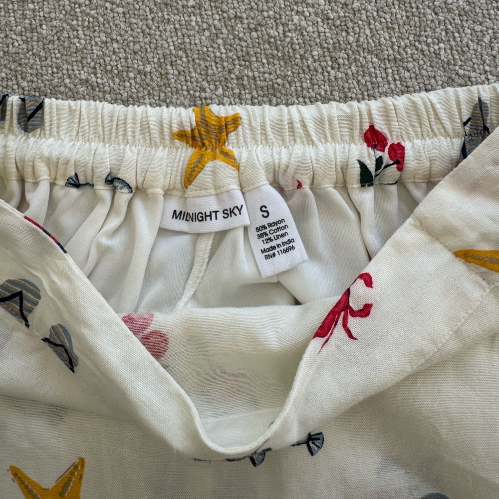 Midnight Sky Summer Print Mini Skirt – Size S - Picture 5 of 8